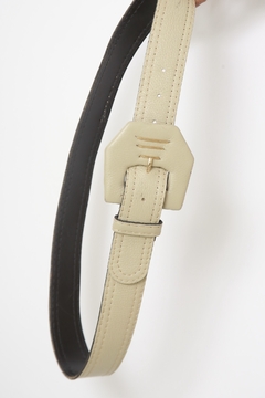 Cinto bege couro pesponto - comprar online