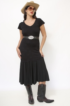 Vestido malha preto babado sereia na internet