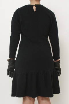 Vestido preto YSL em lã vintage - Capichó Brechó