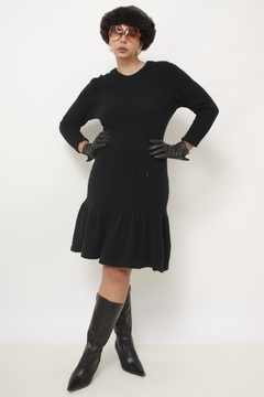 Vestido preto YSL em lã vintage - Capichó Brechó