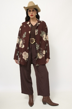 Imagem do Camisa marrom crepe flores