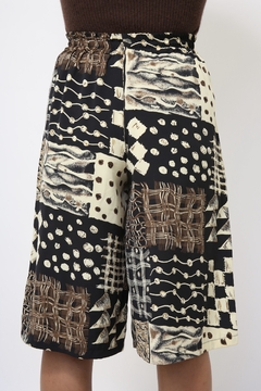 Bermudão estampado cintura alta vintage - Capichó Brechó