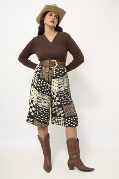 Bermudão estampado cintura alta vintage na internet