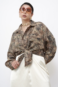 Camisa seda estampada bege preto