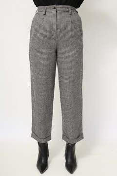Calça xadrez cintura alta com lã