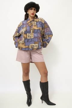 Blusa roxa estampa pala