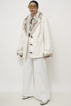 Casaco Sintetico Penny off white pelo