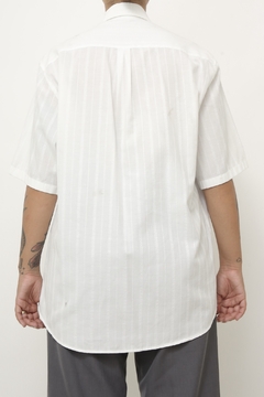 Camisa branca det listras classica na internet