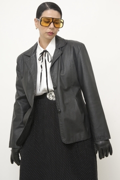 Blazer couro preto classico
