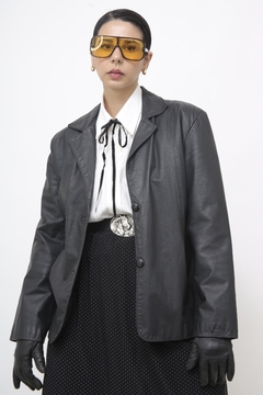 Blazer couro preto classico - Capichó Brechó