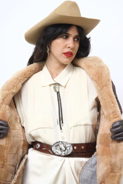 Casaco marrom couro forro pelo na internet