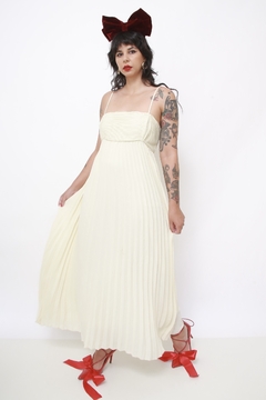 Vestido plissado champagne - Capichó Brechó