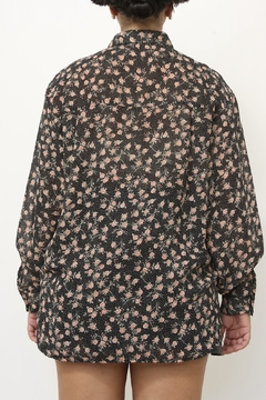 Camisa estampada poliester flores - Capichó Brechó