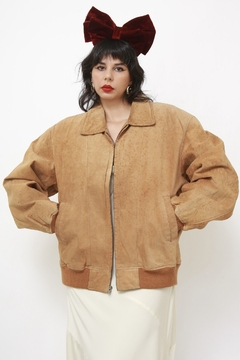 Jaqueta couro bomber vintage classica marrom