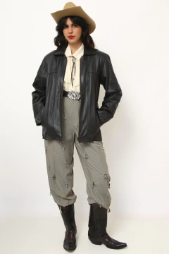 Jaqueta couro preta classica forrada vintage - Capichó Brechó