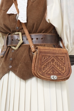 Bolsa 100 % couro rustico
