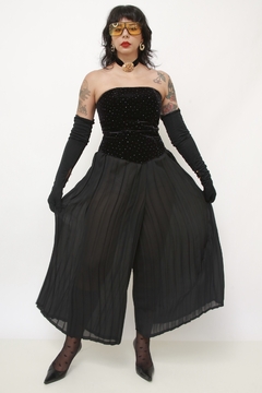 Calça plissada preta midi - comprar online
