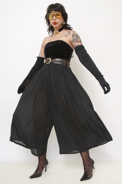 Calça plissada preta midi - comprar online