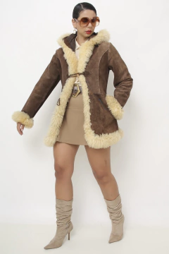 Casaco Penny Lane com touca curto na internet