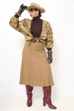 Jaqueta marrom dourado estampa vintage na internet