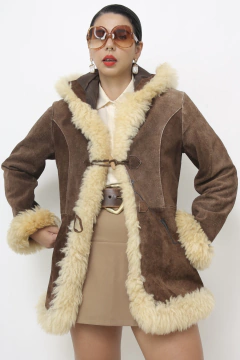 Casaco Penny Lane com touca curto - Capichó Brechó