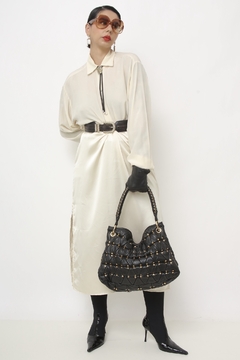 Bolsa M.OFFICER couro preta tachas dourado - comprar online