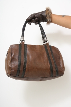 Bolsa marrom det preto couro AREZZO na internet