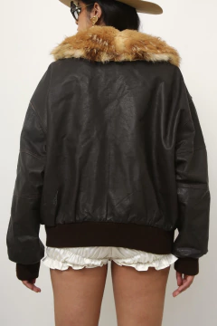 Jaqueta couro bomber TNG gola pele na internet