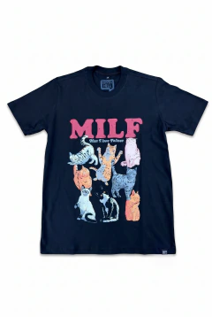 Camiseta Estampada MILF - Man I Love Felines 100% Algodão SANTA HELL