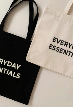 Tote Essentials en internet
