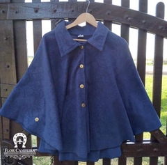 Poncho Feminino 3D em relevo Azul Marinho - comprar online