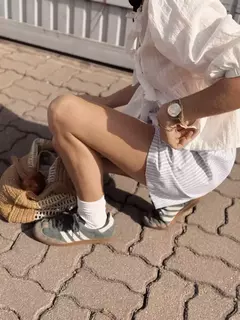 BLUSA CORTA MIU en internet