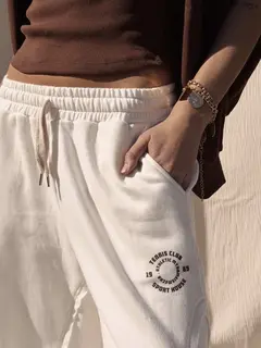 JOGGER S CLUB - OFF WHITE en internet
