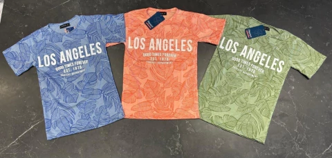 Remera M/C “LOS ANGELES” - tienda online