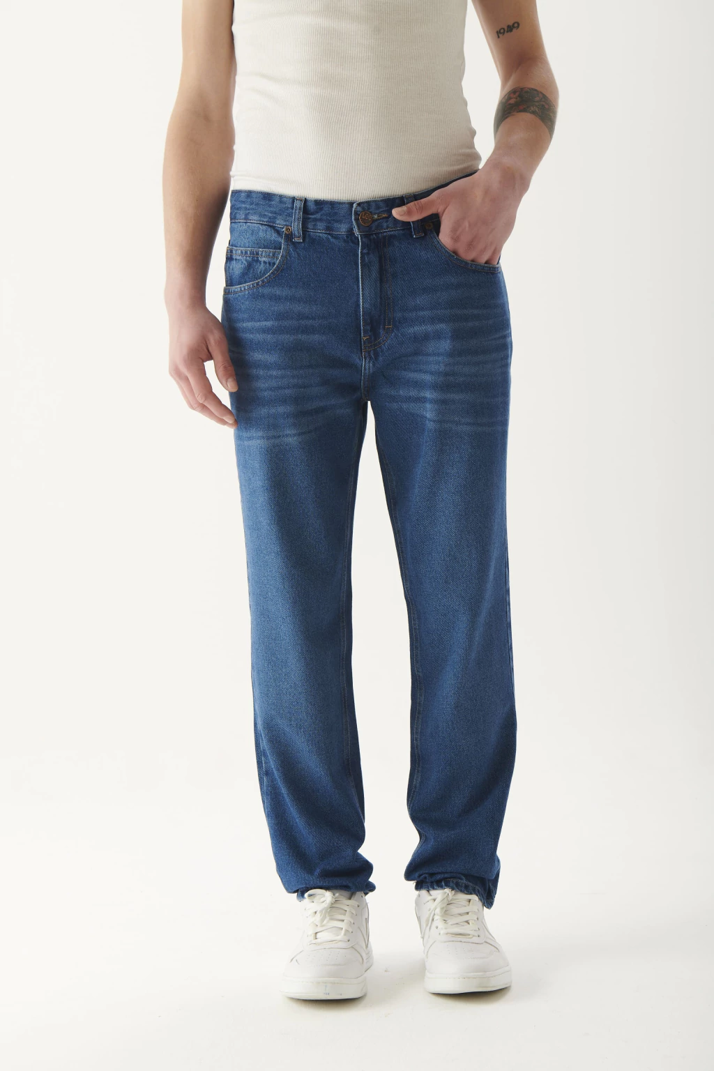 LEE JEAN WEST (L5049)