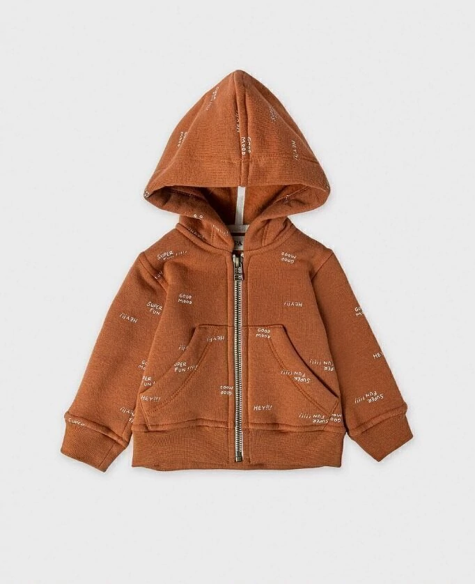 CAMPERA JOGGING EST. LETRAS (BB-FUN)