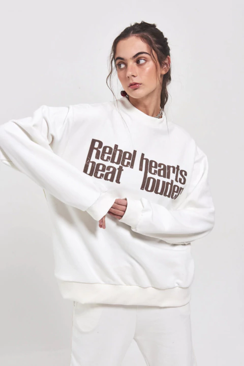 QUEEN JUANA BUZO REBEL (S26CA402)