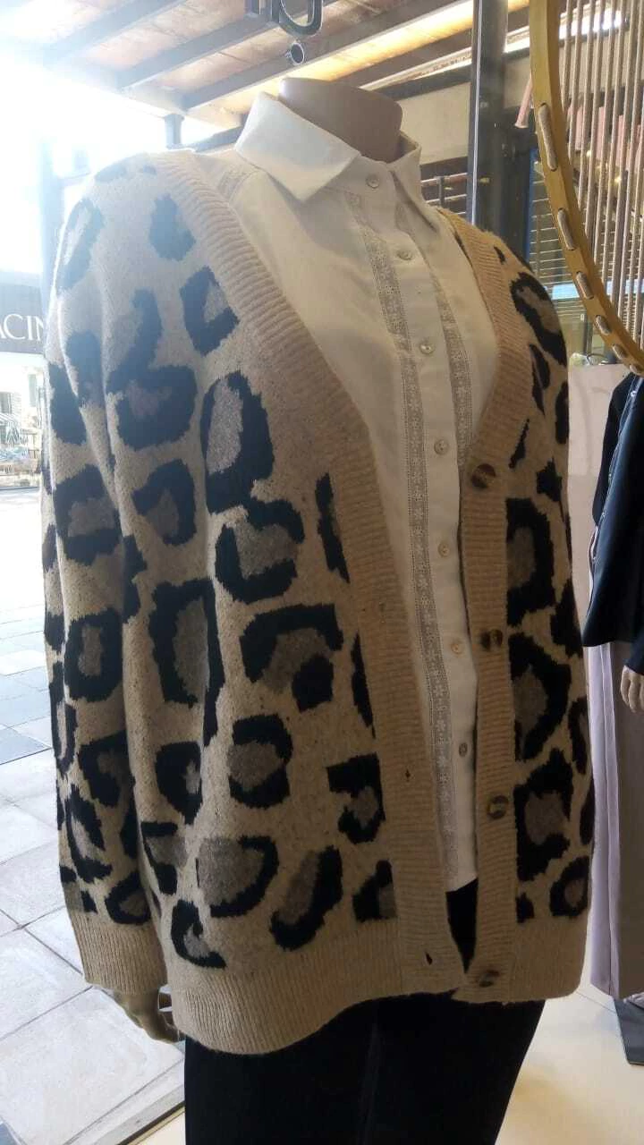 JUANA SWEATER ANIMAL PRINT CON BOTONES (SWE-JPI1002)