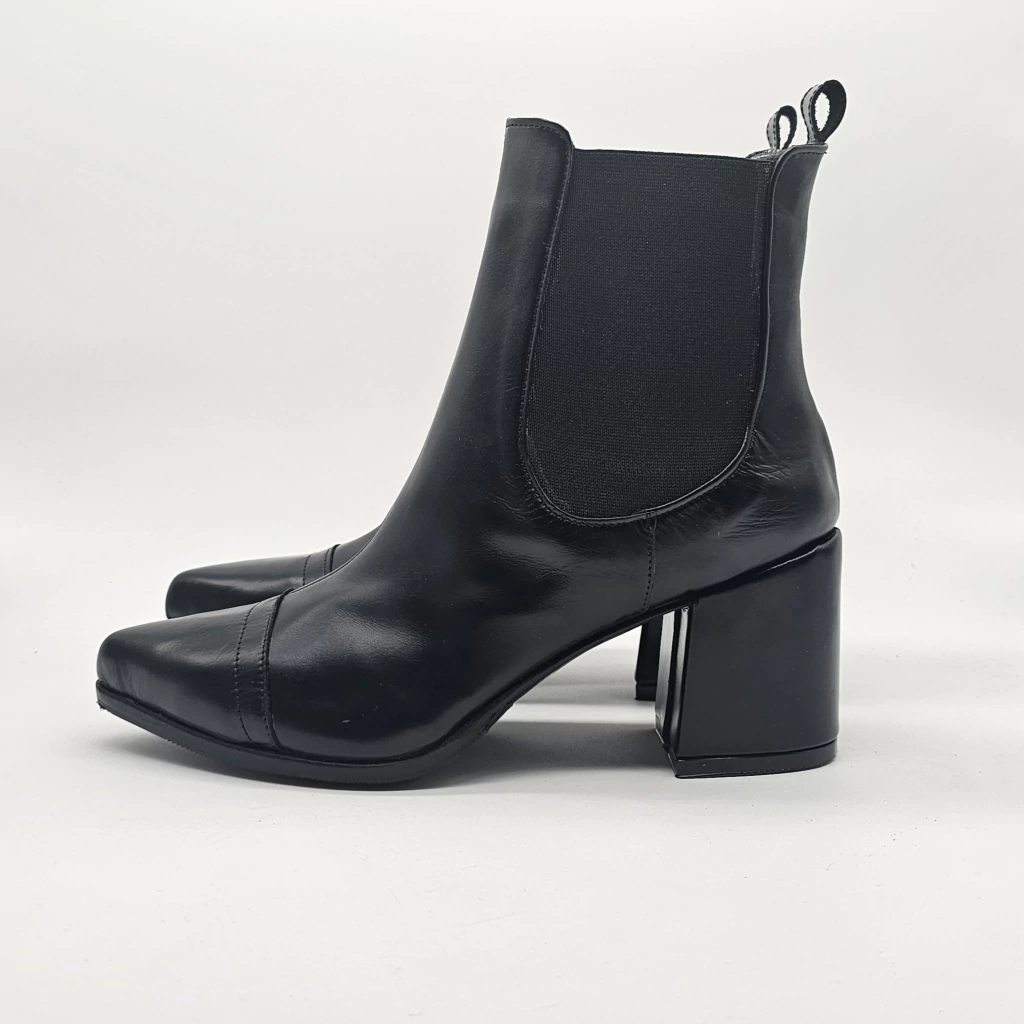 Charlotte/ Negro