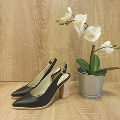Mora/ negro