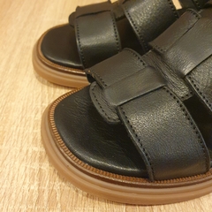Ares/ Negro - comprar online