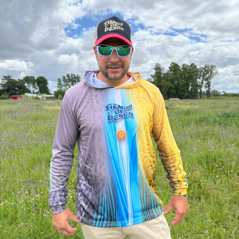 Nueva Remera con capucha de ADULTOS - "DORADO & SURUBí" - comprar online