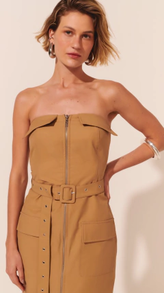 Vestido Thalia Caqui na internet