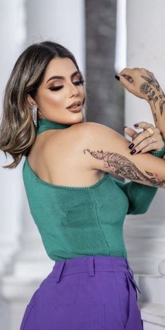 Blusa Alessandra Verde na internet