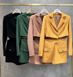 Macaquinho Nina na internet