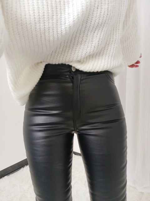 Pantalon Engomado LOLA Chupin - comprar online