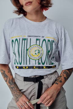 camiseta 1956 University South Florida na internet