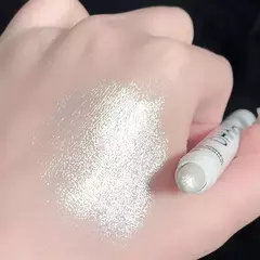 Iluminador crayon + esponja para difuminar - comprar online