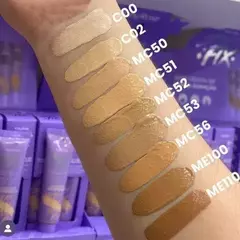 Corrector liquido Stay Fix (Tonos medio) - Ruby Rose en internet