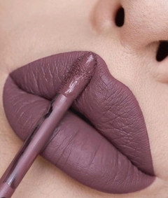 Labial liquido matte HERMIONE - Bruna Tavares